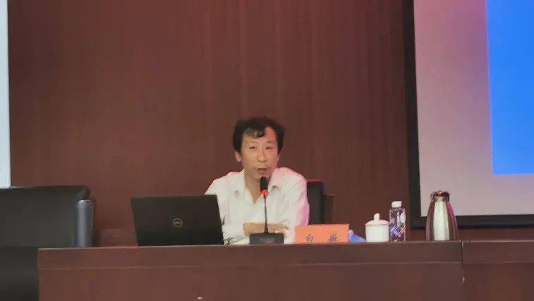 2025年免费正版资料大全和2025澳门精准正版免费四不像,全面释义、专家解析解释与落实与警惕虚假宣传